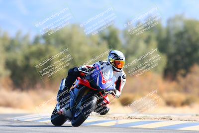 media/Jan-08-2022-SoCal Trackdays (Sat) [[1ec2777125]]/Turn 7 (1035am)/